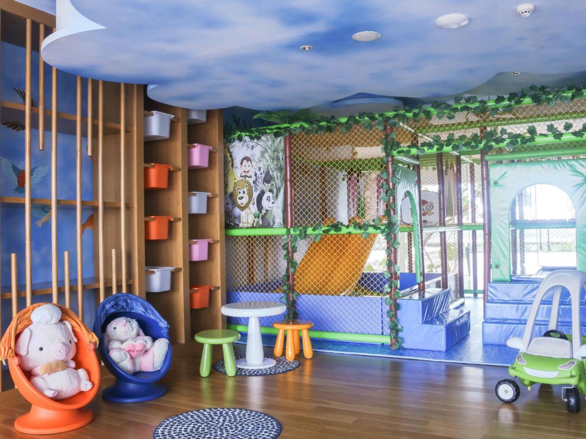 Vasa Hotel Surabaya Luaran gambar