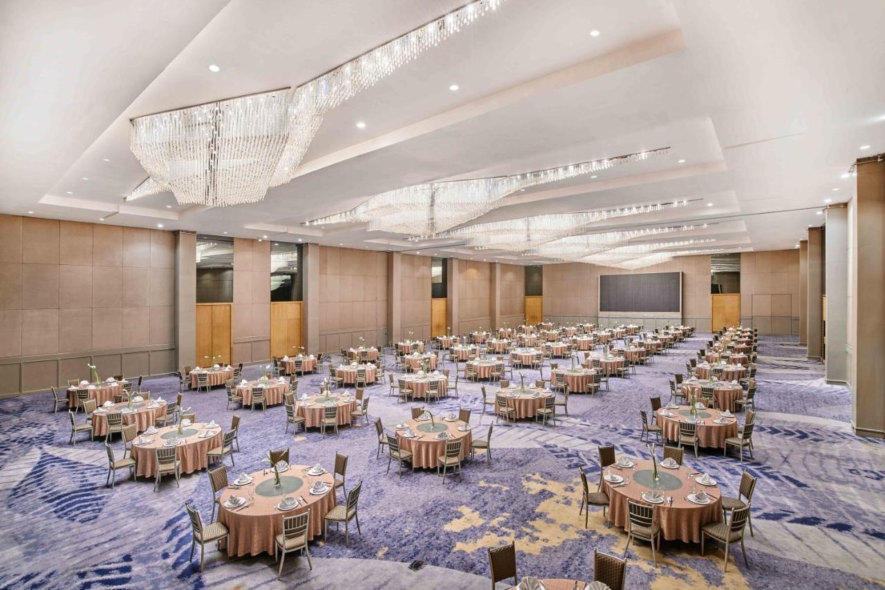 Vasa Hotel Surabaya Luaran gambar